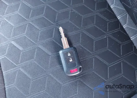 2021 Mitsubishi Outlander Sport 2.0 Be 2Wd/2.0 Es 2Wd/2.0 Le 2Wd/2.0 S 2Wd from USA, damaged, VIN JA4APUAU5MU010752